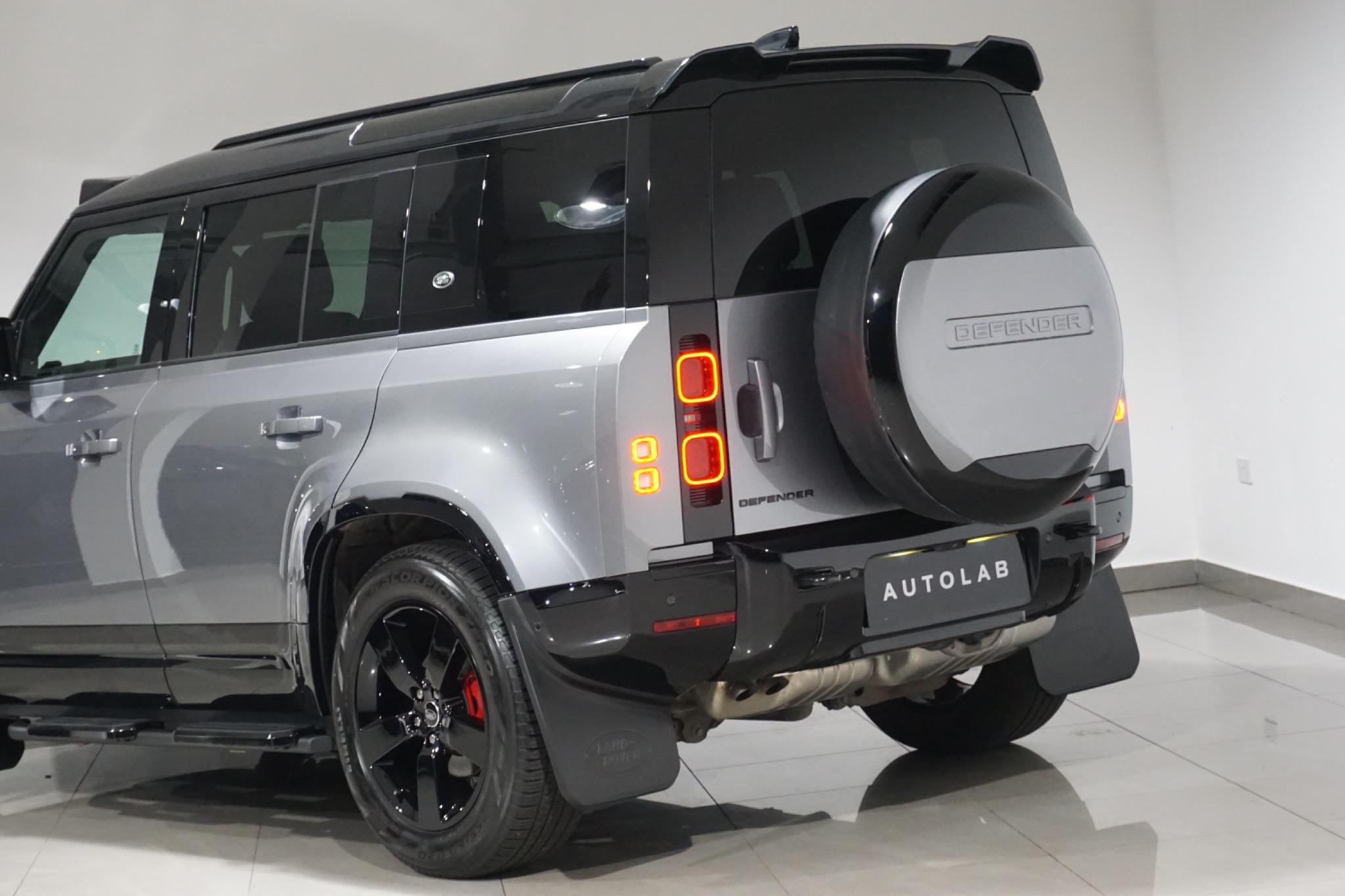 Land Rover Defender 110 3.0 D250 MHEV X-Dynamic HSE Auto 4WD Euro 6 (s/s) 5dr